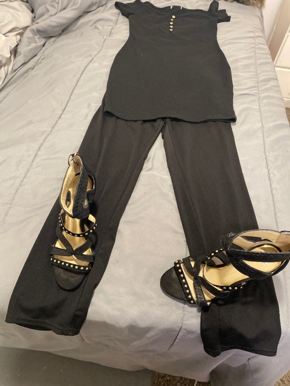 A set of 3. For 1  Pants, shirt and Jessica Simpson wedges